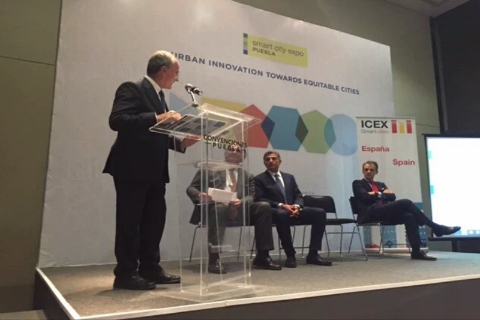 El alcalde de Málaga participa en México en el congreso Smart City expo Puebla