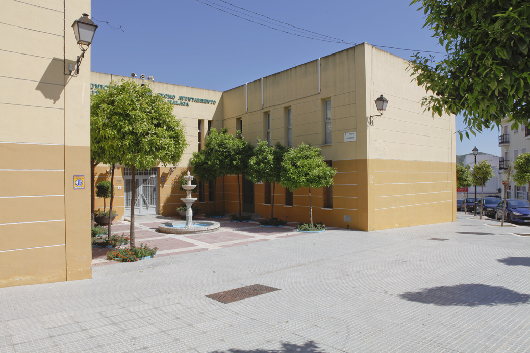 Biblioteca Pública Municipal "Jorge Luis Borges" (Campanillas)