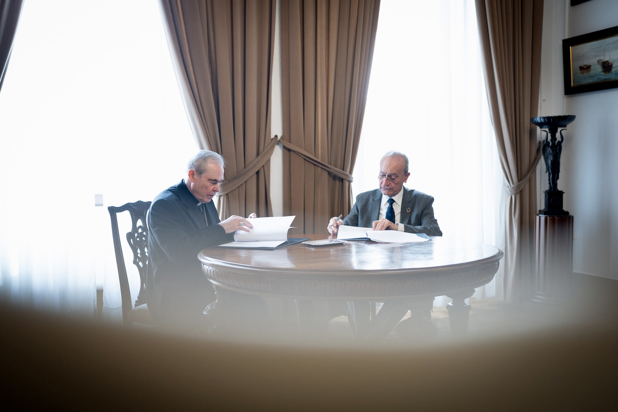 Convenios con Obispado