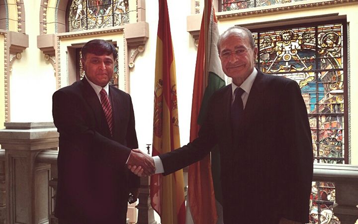 Visita del embajador de la India en España.
