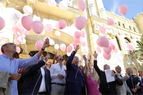 Celebración del Día Internacional contra el Cáncer de Mama.