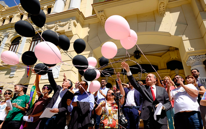 Acto de repulsa con los integrantes de la Mesa Técnica de Entidades.