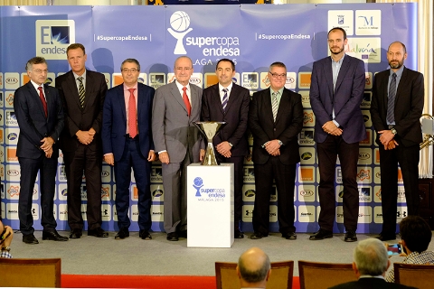 Semifinales Supercopa Endesa, Unicaja Baloncesto contra Real Madrid.