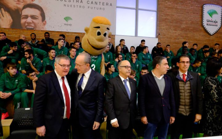 Reforma pabellón de Unicaja en Los Guindos.