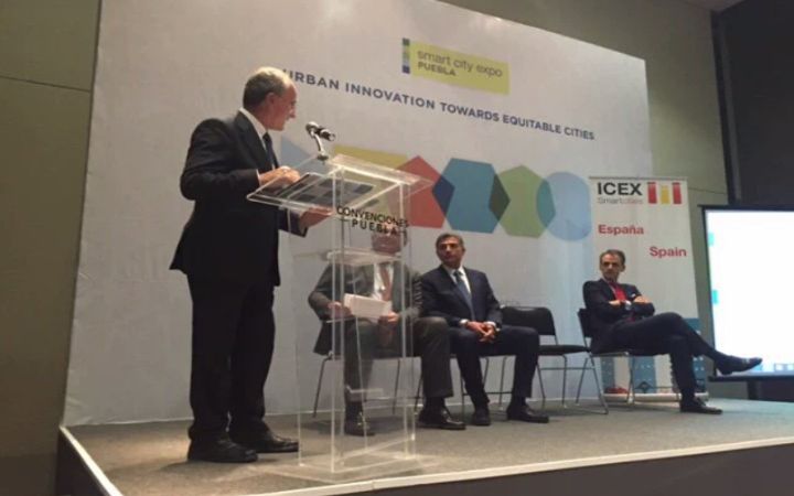 El alcalde de Málaga participa en México en el congreso Smart City expo Puebla