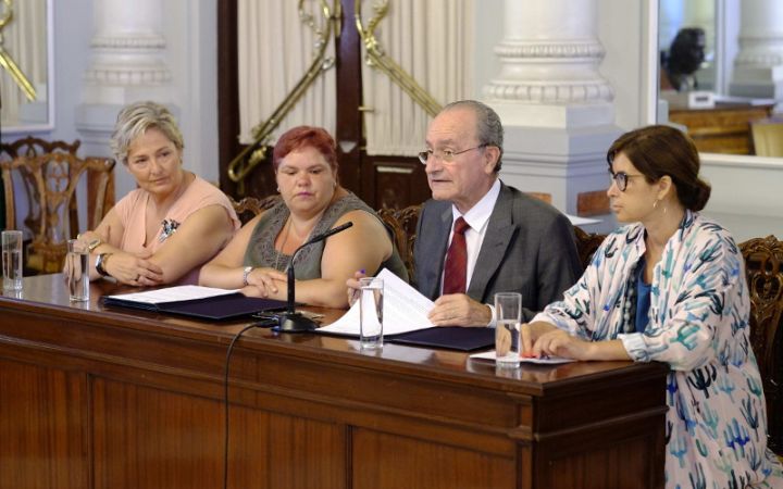 Acuerdo para la puesta en marcha de actividades en los centros educativos públicos en periodos vacacionales