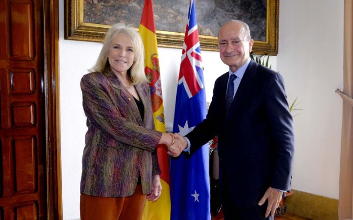 Visita de la embajadora de Australia acreditada en España.