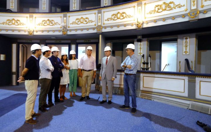 Visita obras patio de butacas del Teatro Cervantes.