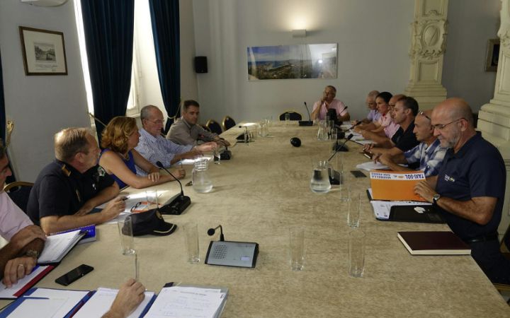 Reunión con representantes del sector del taxi