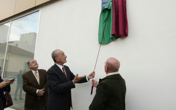 Inauguración de la plaza Pepito Vargas en reconocimiento a uno de los artistas flamencos malagueños.