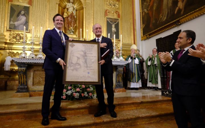 Medalla de oro de la Agrupación de Cofradías de Málaga.