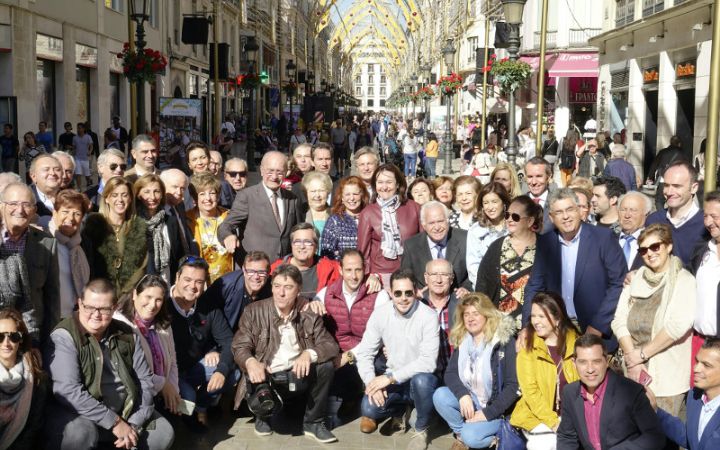 Exposición de comercios que acumulan una trayectoria de entre 40 y 150 años.