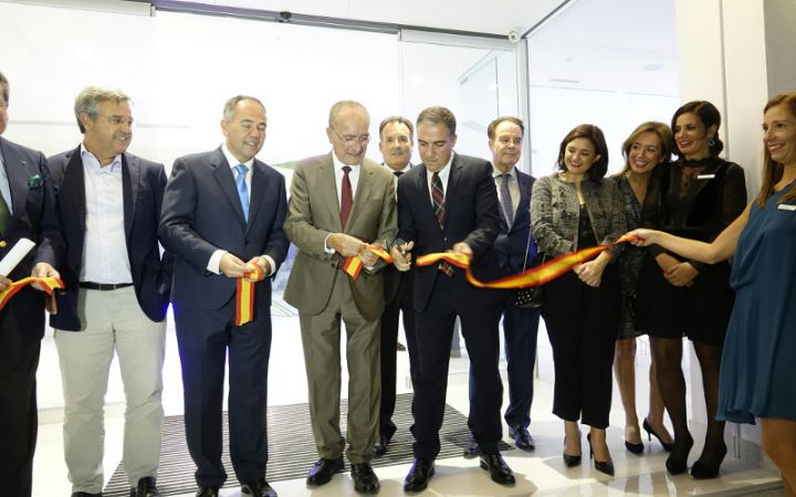 Inauguración de la nueva sede del consulado de Eslovaquia en Málaga en la calle Flauta Mágica.