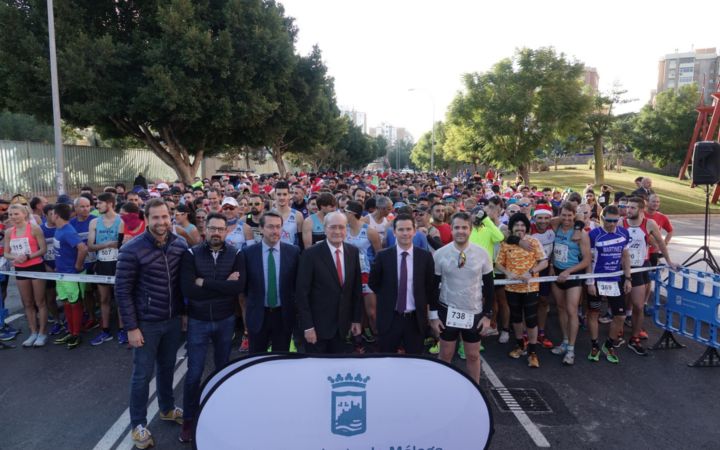 Asiste a salida de la 8ª Carrera San Silvestre Palma-Palmilla.