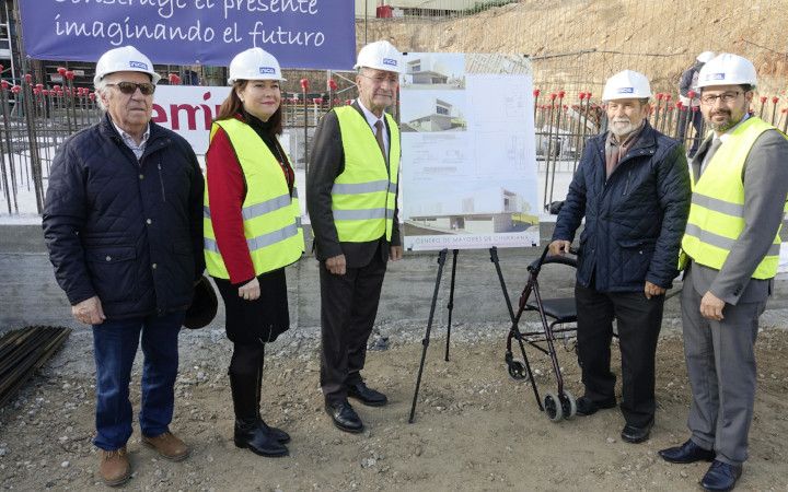 Inicio de la construcción del Centro de Mayores de Churriana.