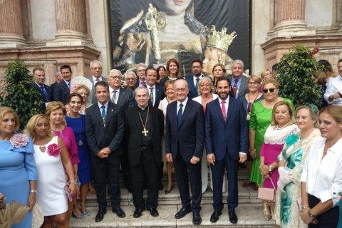 Actos de ofrenda floral y misa en honor a la Patrona de Málaga, la Virgen de la Victoria.