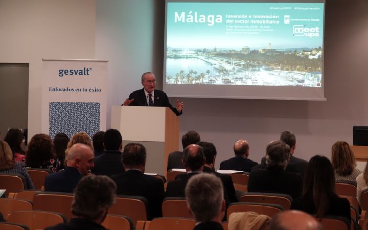 Inauguración de la  jornada ‘Málaga: inversión e innovación del sector inmobiliario’
