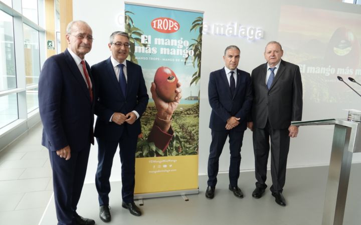 El alcalde de Málaga participa en la presentación de la campaña de Mango de Málaga-Mango TROPS