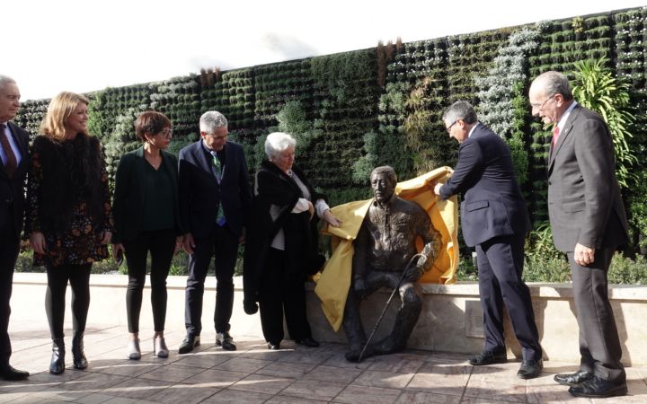 Escultura a Alcántara