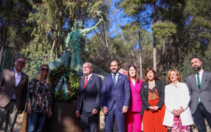 Monumento a Rodríguez de la Fuente