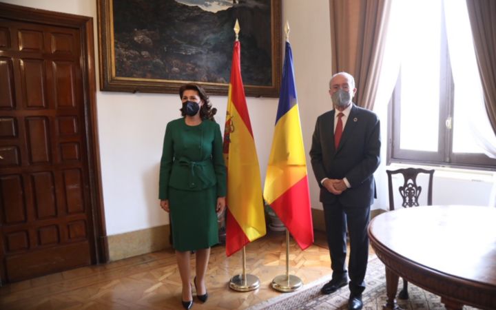 Visita Embajadora Rumania