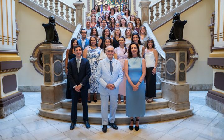 Título: Nuevos funcionarios