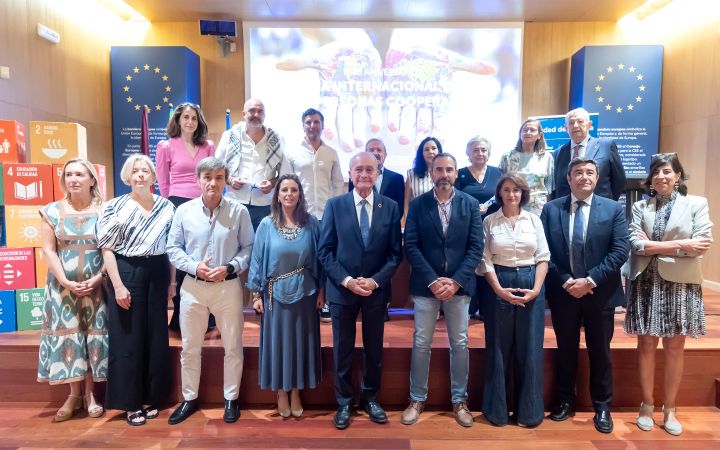 30 años de Cooperación