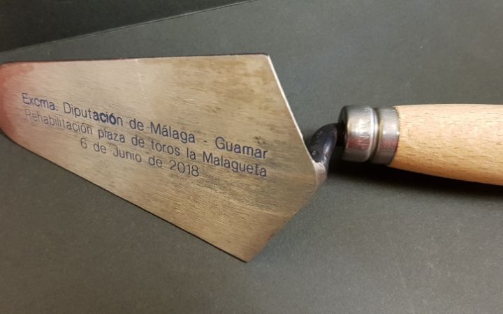 Palustre con inscripción