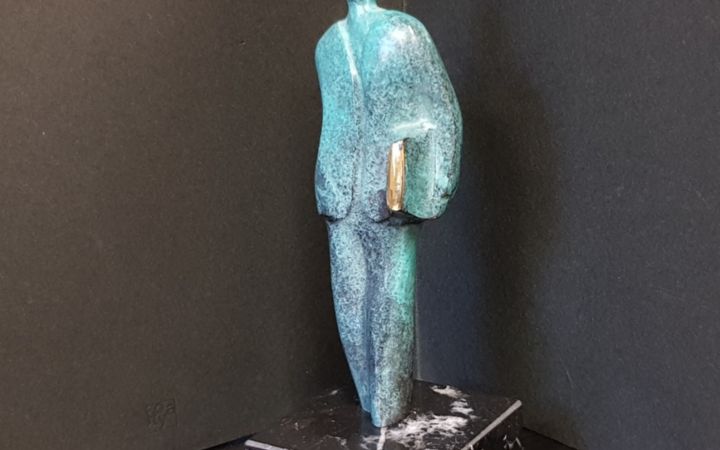 Figurita de hierro fundido en azul