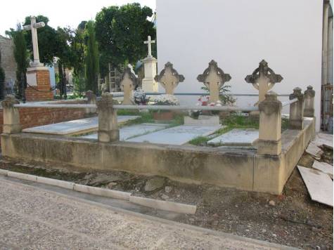 184-PANTEON-AGUILAR-DE-CASTRO