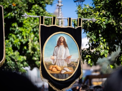 24. DOLORES DEL PUENTE