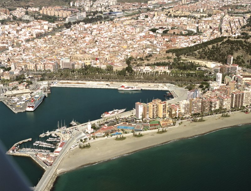 vistadelpuertomalagueta.jpg