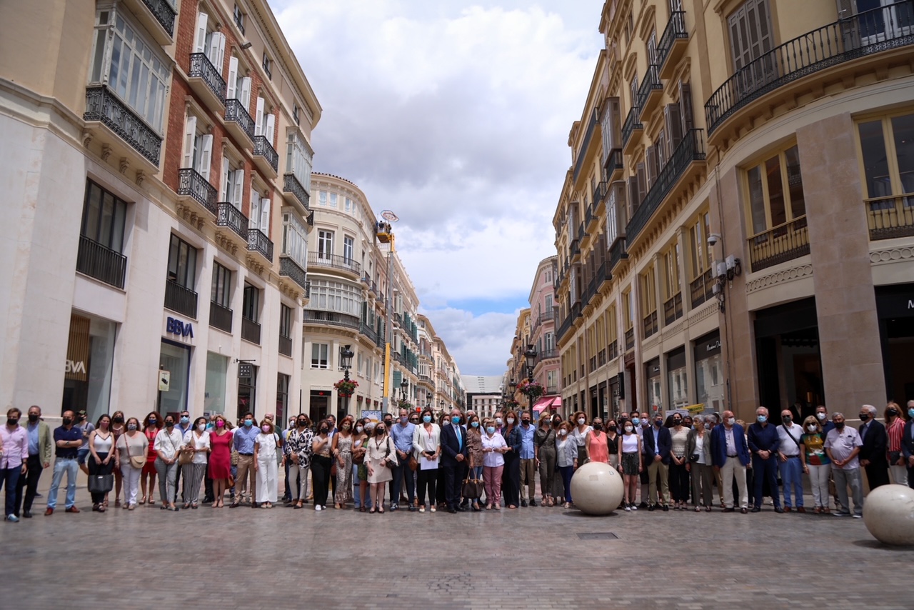 EL AYUNTAMIENTO HOMENAJEA Y RECONOCE AL COMERCIO TRADICIONAL MALAGUEÑO