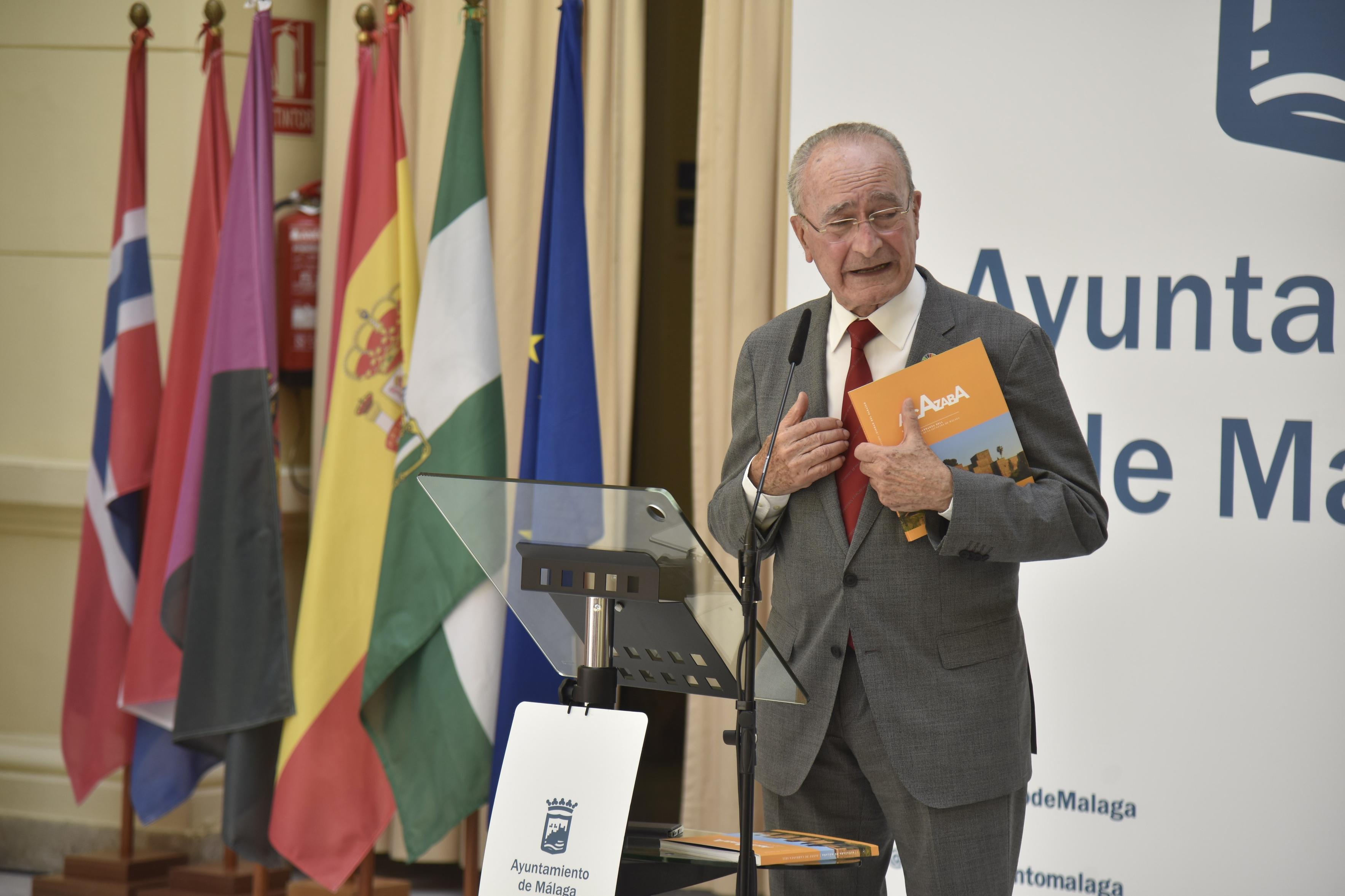 PRESENTADA LA REEDICIÓN DEL LIBRO ‘ALCAZABA DE MÁLAGA’ QUE ACTUALIZA LA INFORMACIÓN E IMÁGENES ...