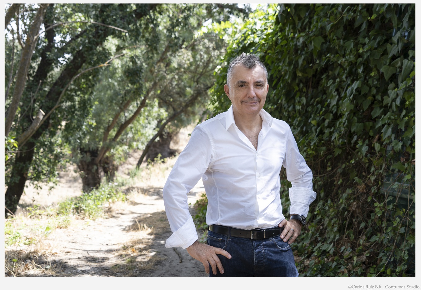 MANUEL VILAS PRESENTA EN LA FUNDACIÓN RAFAEL PÉREZ ESTRADA ‘LOS BESOS’, SU ÚLTIMA NOVELA

 (Abre en ventana nueva)
