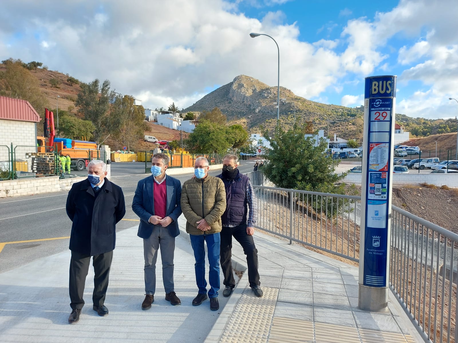 EL AYUNTAMIENTO CONCLUYE LA CONEXIÓN PEATONAL DE LA BARRIADA DE LA MOSCA CON HACIENDA PAREDES Y ...