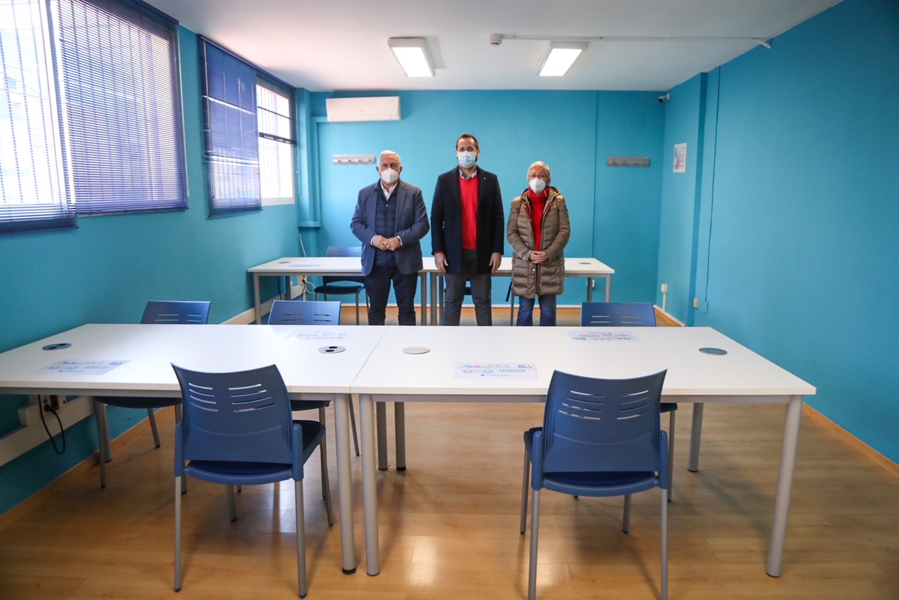 EL AYUNTAMIENTO ABRE LA PRIMERA DE LAS ‘CÁPSULAS’, NOVEDOSA RED DE SALAS DE ESTUDIO DESTINADAS ...