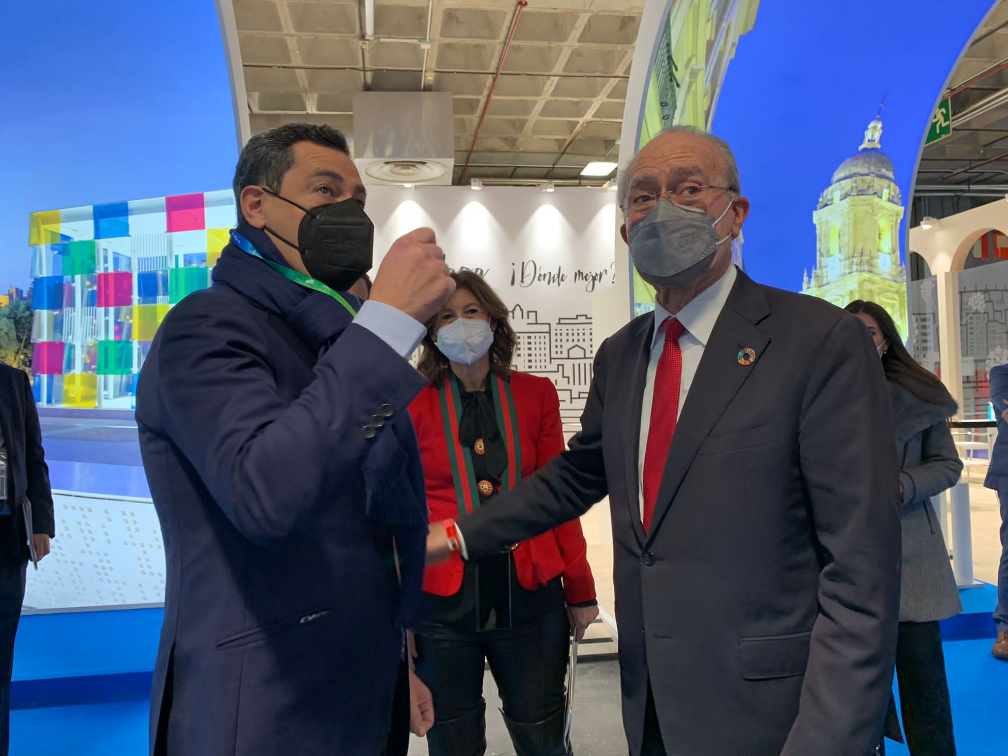 VISITA OFICIAL DEL PRESIDENTE DE LA JUNTA DE ANDALUCÍA AL STAND DE LA CIUDAD DE MÁLAGA EN FITUR