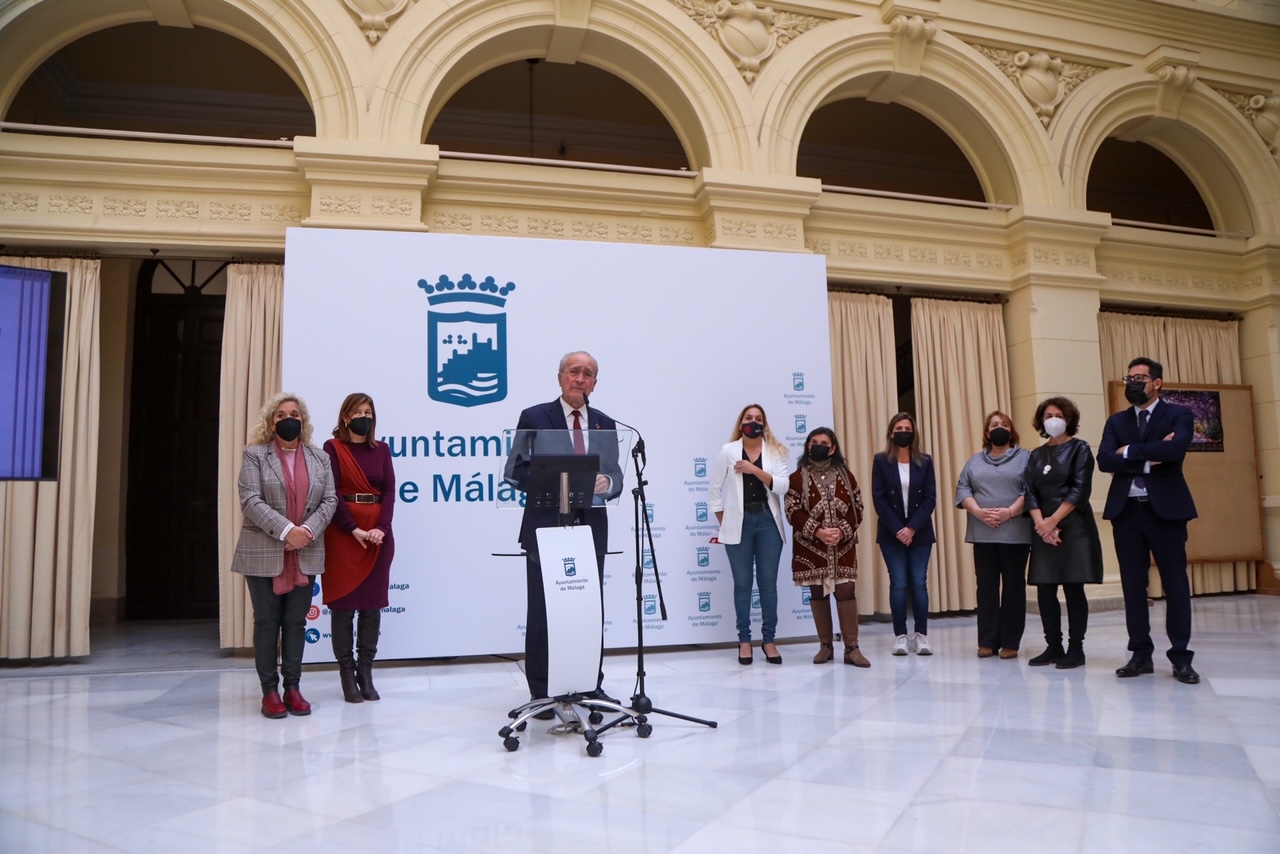 AYUNTAMIENTO Y ASOCIACIÓN DOSTA MUESTRAN HISTORIAS DE SUPERACIÓN DE MUJERES GITANAS   CON MOTIVO DEL DÍA INTERNACIONAL DEL PUEBLO GITANO (Abre en ventana nueva)