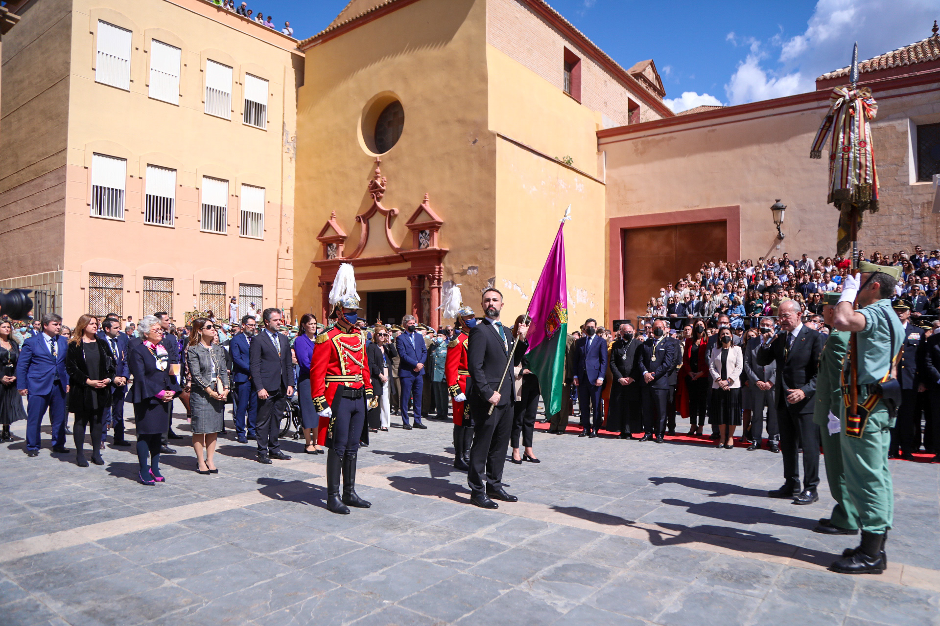 EL AYUNTAMIENTO ENTREGA HOY LA MEDALLA DE LA CIUDAD A LA LEGIÓN ESPAÑOLA