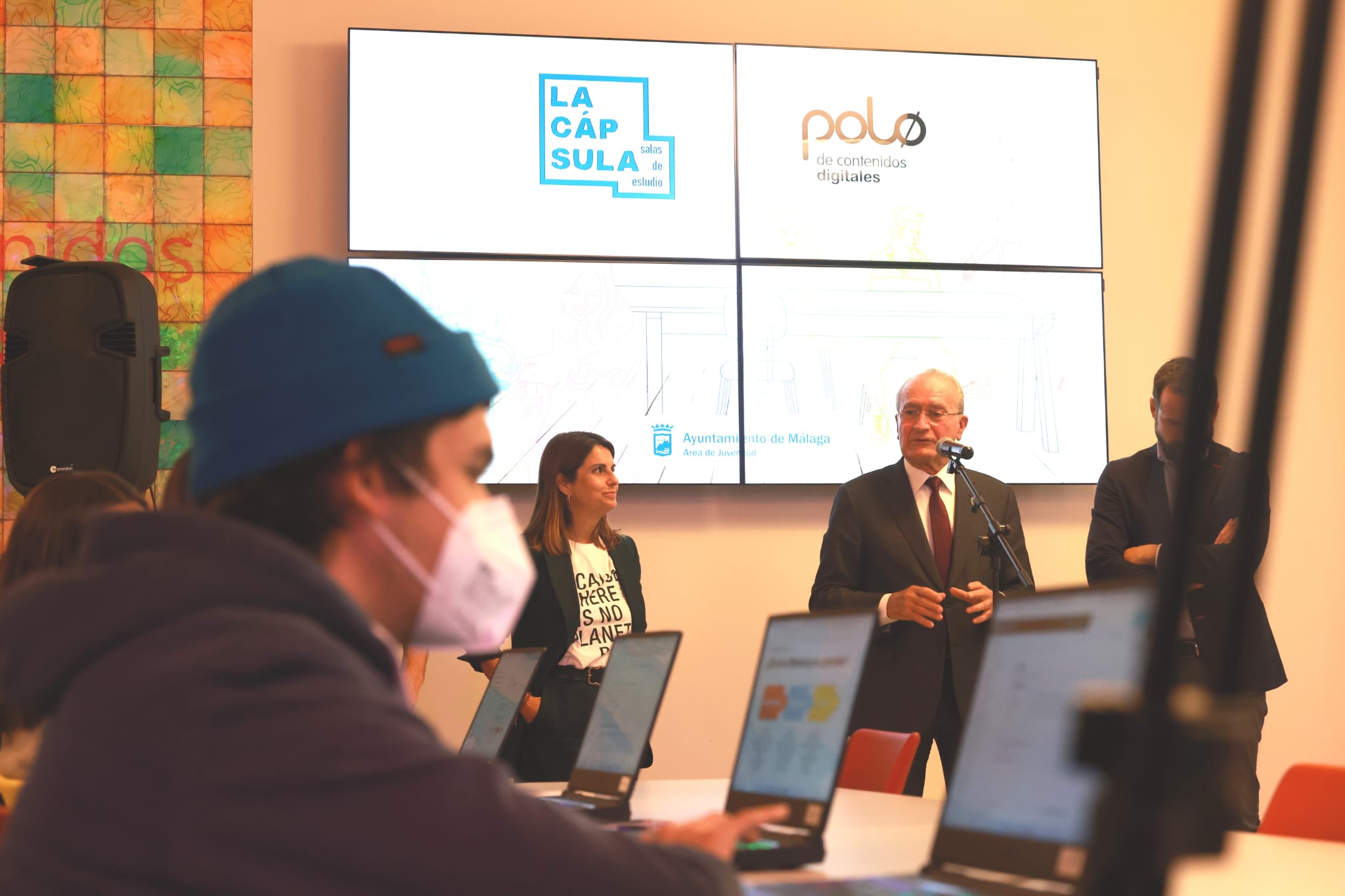 EL AYUNTAMIENTO DE MÁLAGA ABRE UNA NOVEDOSA SALA DE ESTUDIO CON HORARIO NOCTURNO: ‘LA CÁPSULA’ UBICADA EN EL POLO NACIONAL DE CONTENIDOS DIGITALES

 (Abre en ventana nueva)