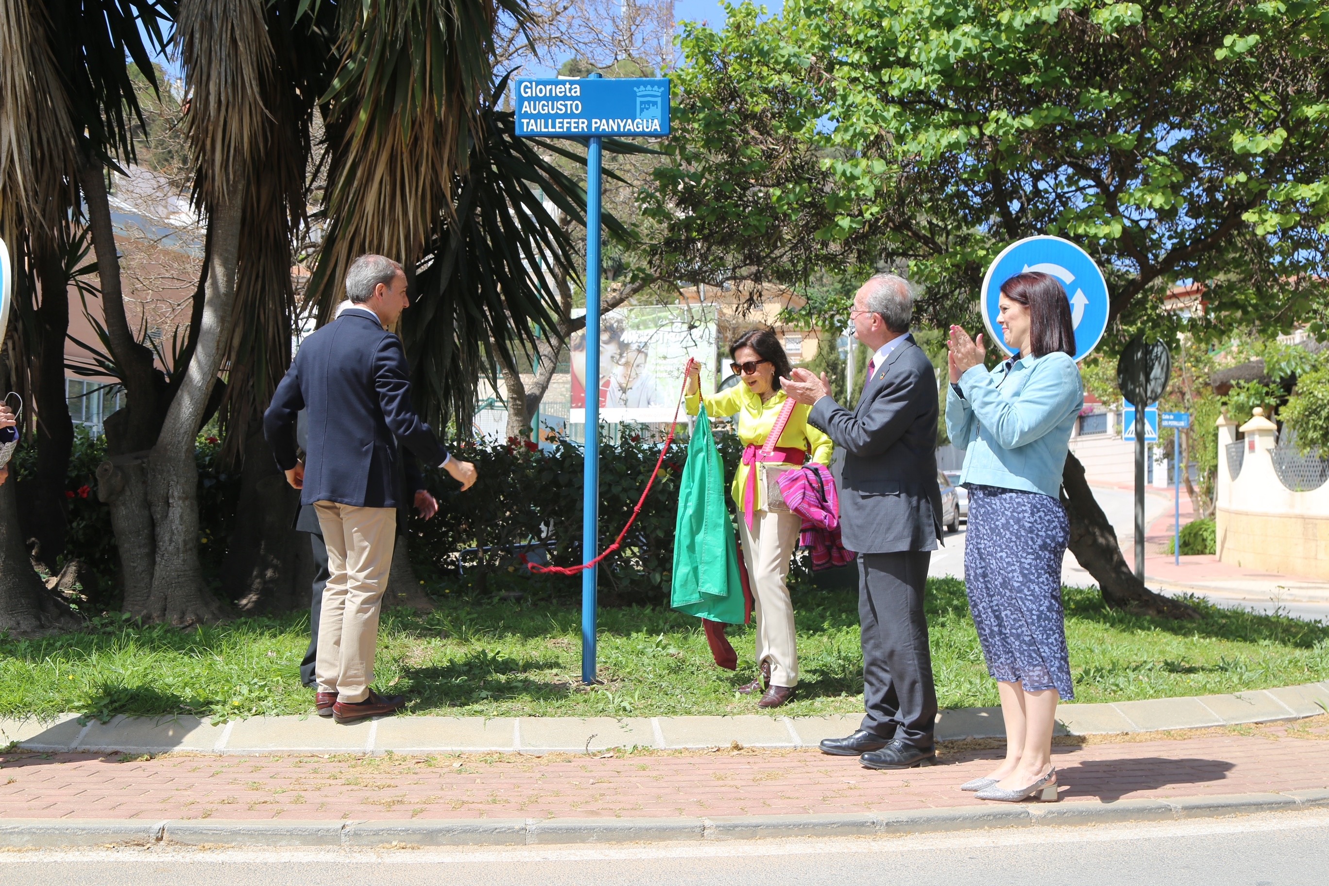 LA CIUDAD DEDICA UNA GLORIETA A AUGUSTO TAILLEFER PANYAGUA, EMPRENDEDOR QUE INICIO ESTA SAGA EMPRESARIAL EN MÁLAGA  (Abre en ventana nueva)