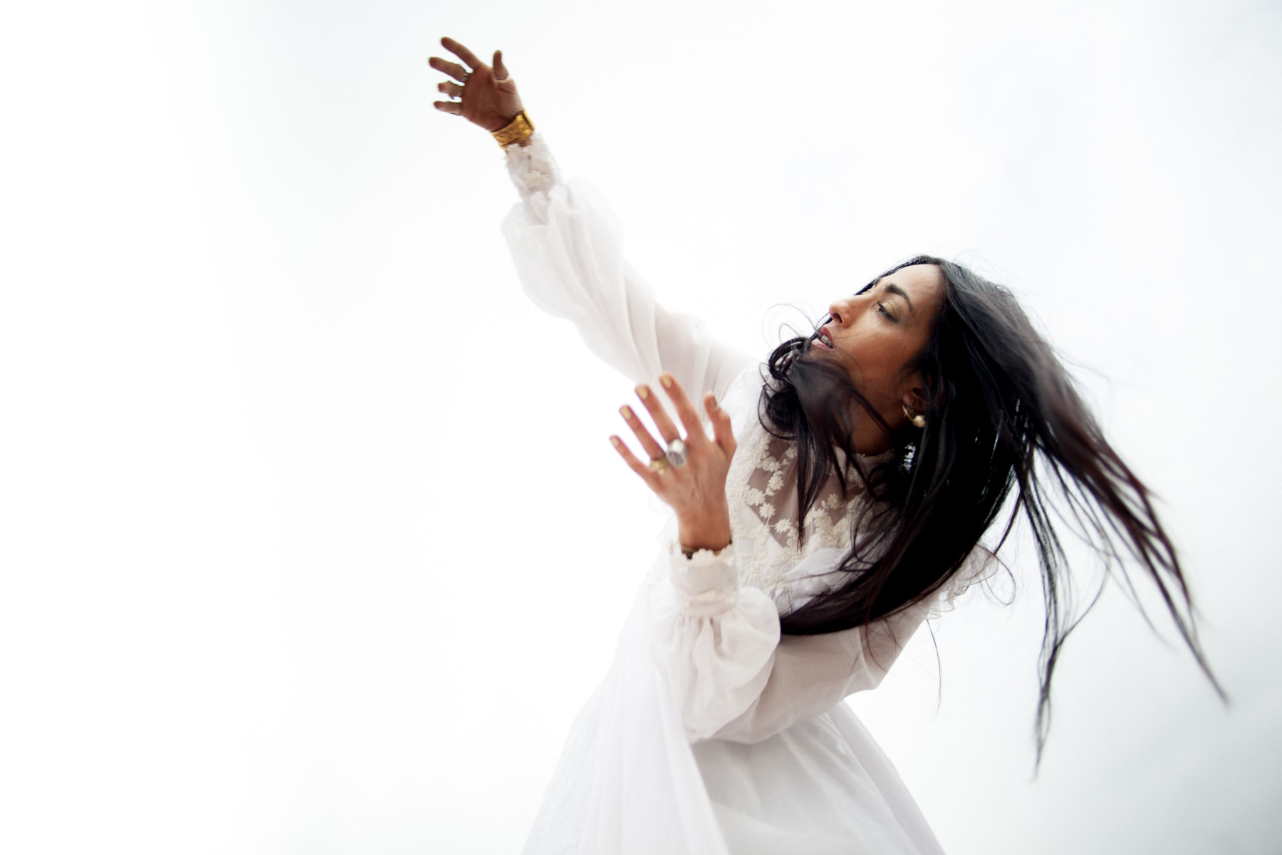 TOQUINHO, ANA MOURA, VICENTE AMIGO, OMAR FARUK TEKBILEK, FATOUMATA DIAWARA Y PUERTO CANDELARIA CONDUCEN EL VIAJE DE TERRAL POR CUATRO CONTINENTES 


 (Abre en ventana nueva)