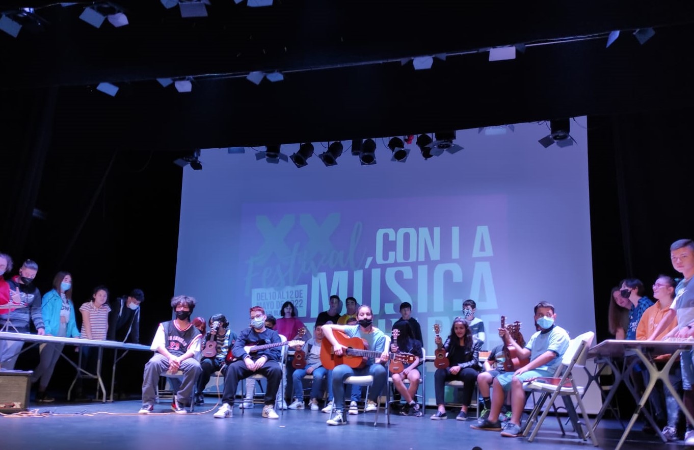 MÁS DE 300 ESCOLARES PROTAGONIZAN EL XX FESTIVAL CON LA MÚSICA A OTRA PARTE ORGANIZADO POR EL ...