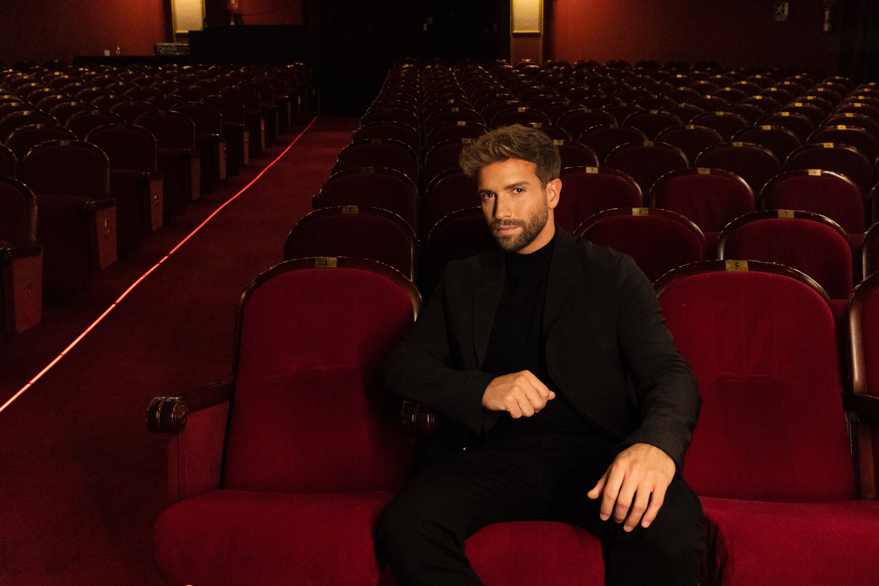 MAÑANA SALE A LA VENTA EL PARAÍSO DE LOS CONCIERTOS DE JUNIO DE PABLO ALBORÁN EN EL TEATRO CERVANTES  (Abre en ventana nueva)