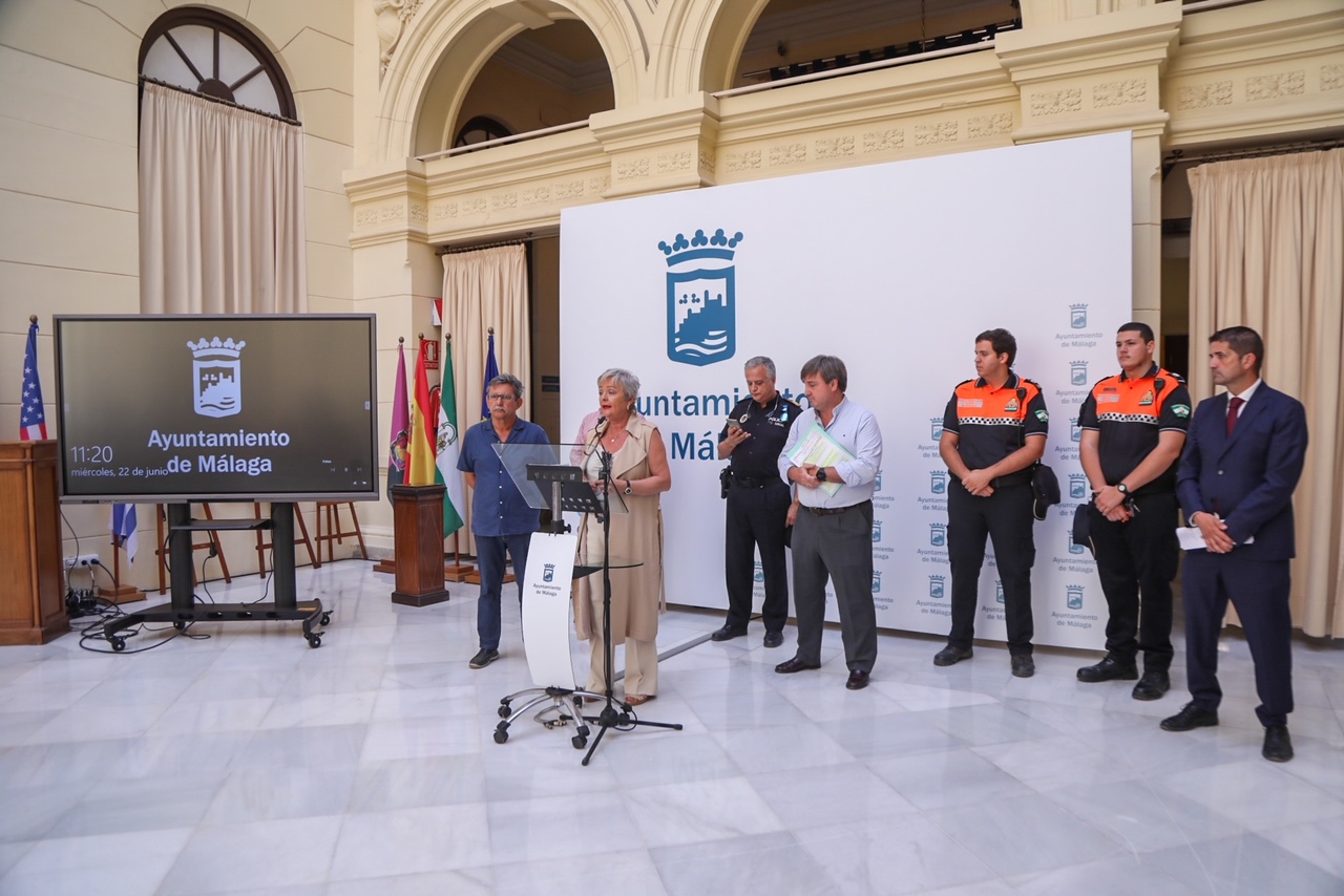 LA PLAYA DE LA MISERICORDIA ACOGE LA VELADA DE SAN JUAN CON UN ‘JÚA’ QUE SERÁ UN ALEGATO CONTRA LA
GUERRA EN UCRANIA