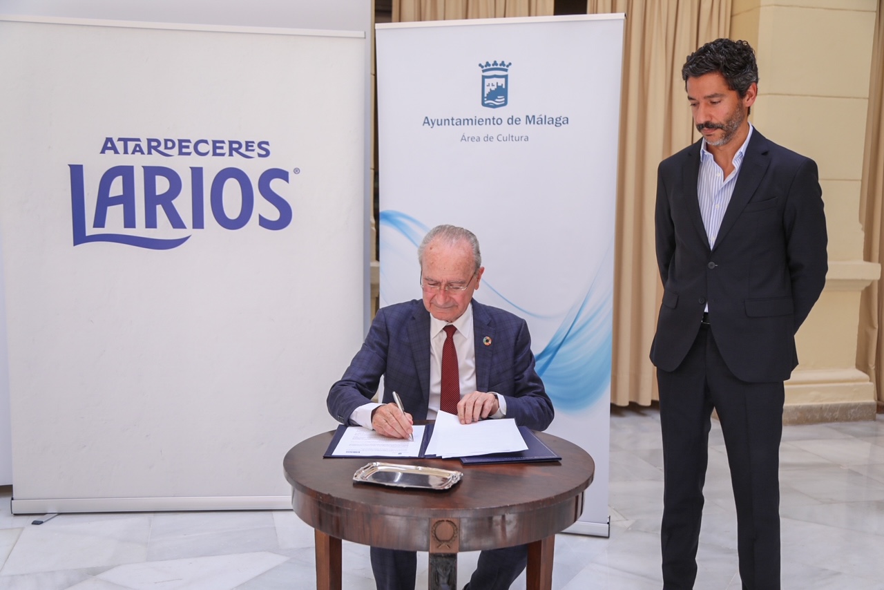AYUNTAMIENTO DE MÁLAGA Y LARIOS FIRMAN UN PROTOCOLO PARA COLABORAR EN MATERIA CULTURAL (Abre en ventana nueva)