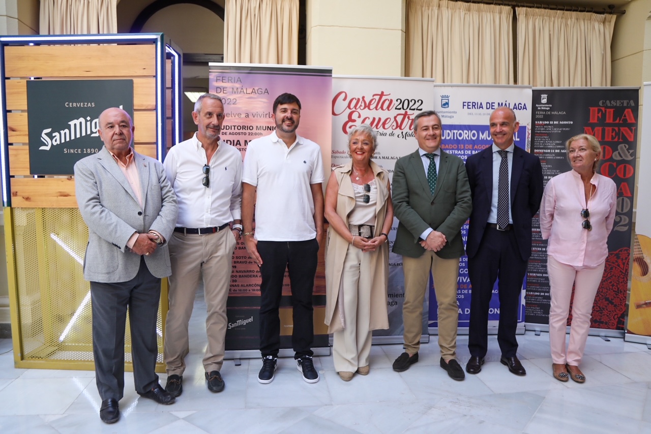 FERIA 2022: LOS FUEGOS ARTIFICIALES, ÚNICOS PROTAGONISTAS DEL VIERNES Y EL PREGÓN SERÁ EL SÁBADO EN
EL CORTIJO DE TORRES