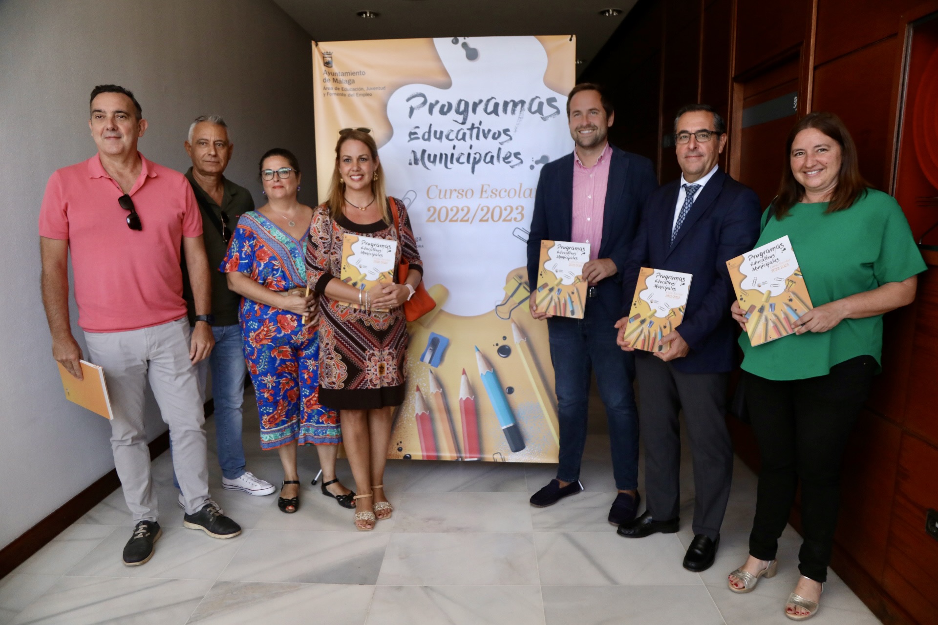 EL AYUNTAMIENTO OFERTA A LOS CENTROS UNA NUEVA BATERÍA DE PROGRAMAS EDUCATIVOS CON 123 ACTIVIDADES Y TALLERES GRATUITOS (Abre en ventana nueva)