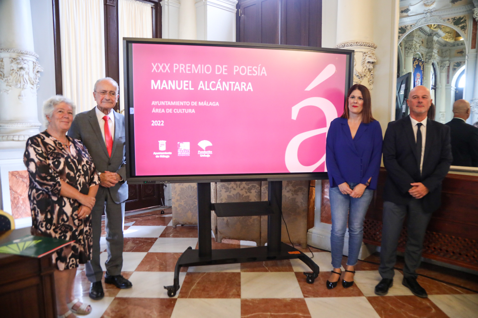 EL POETA Y PROFESOR MIGUEL MARTÍNEZ, GANADOR DEL XXX PREMIO DE POESÍA MANUEL ALCÁNTARA POR ‘UNA OBRA MUNICIPAL’ (Abre en ventana nueva)